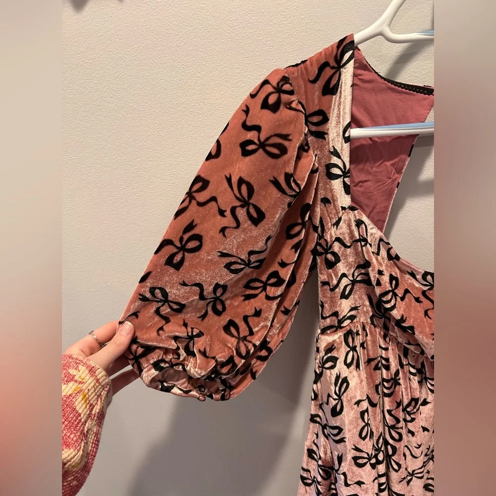 Maeve by Anthropologie Pink and Black Velvet Bow Dress - Picture 4 of 12